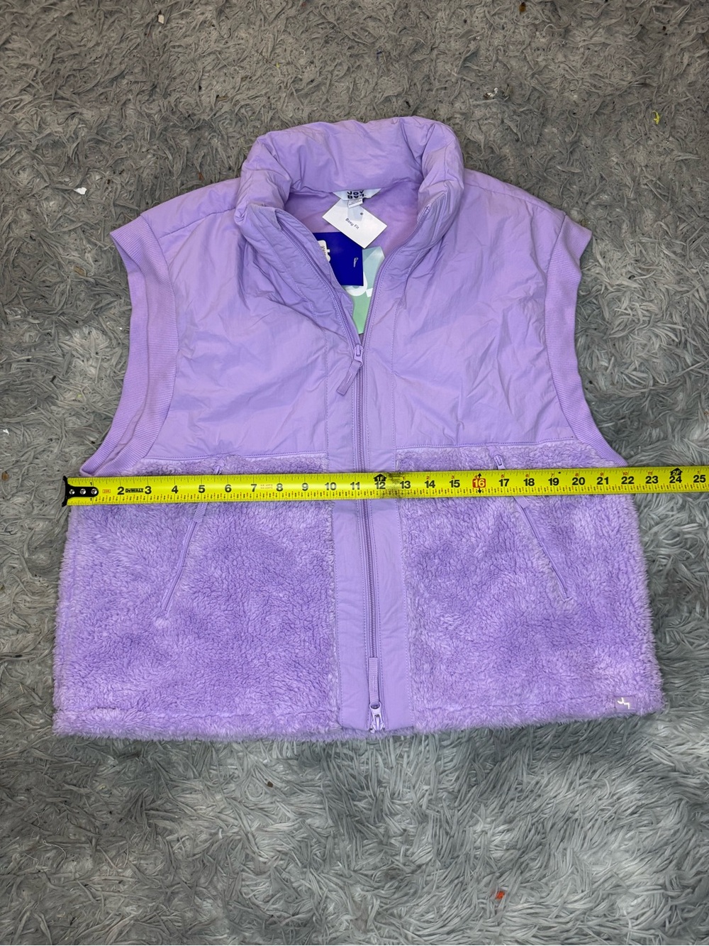 JoyLab Women’s High Pile Boxy Fit Vest - Lavendula Size Medium NWT - Picture 8 of 9